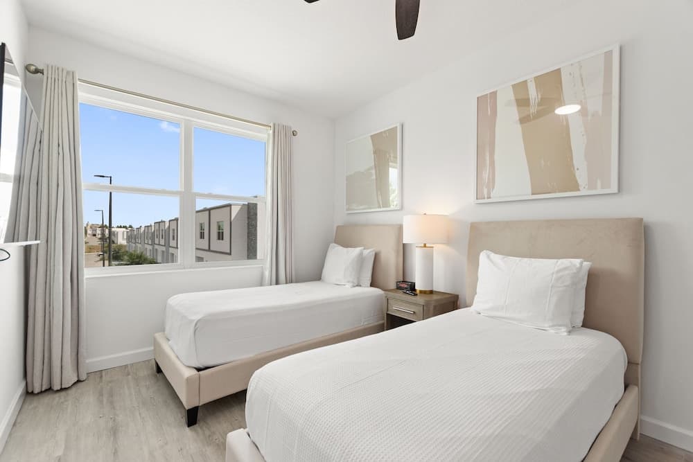 Boutique Retreat - Image 20