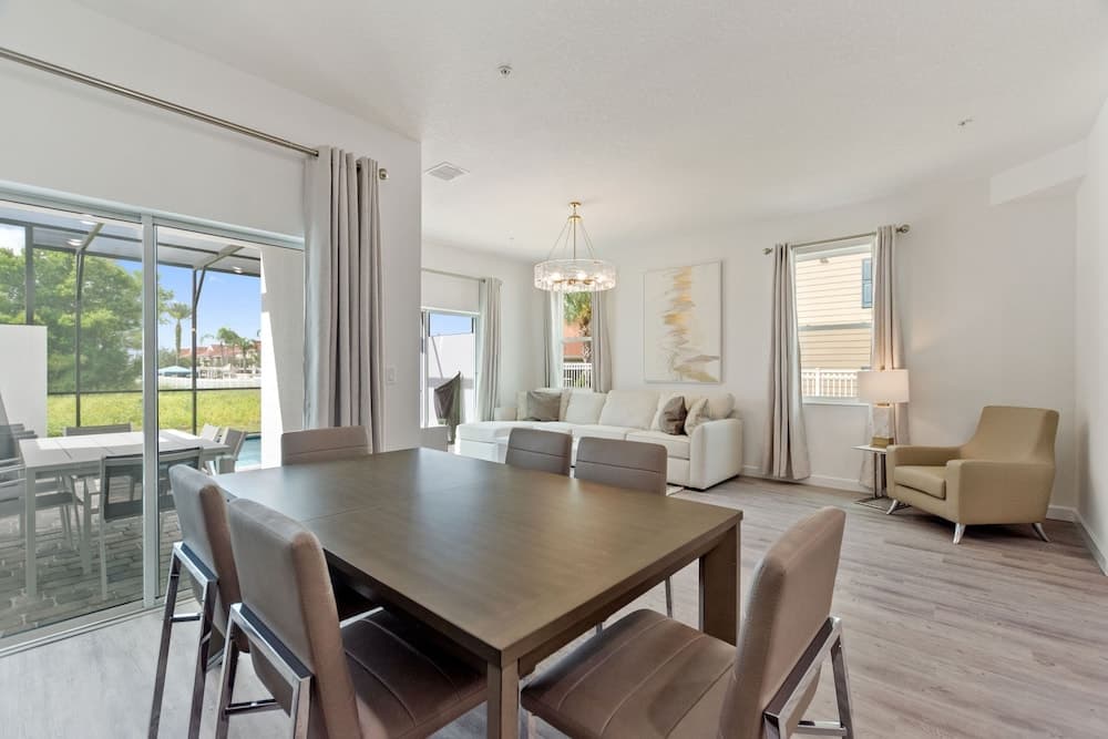 Boutique Retreat - Image 5