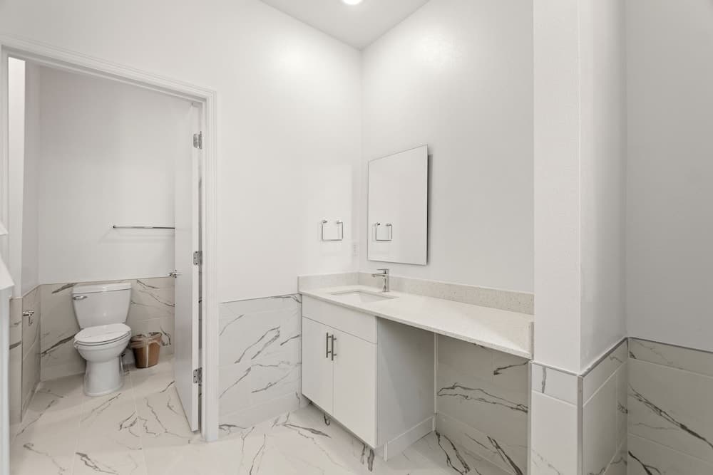 Boutique Retreat - Image 27