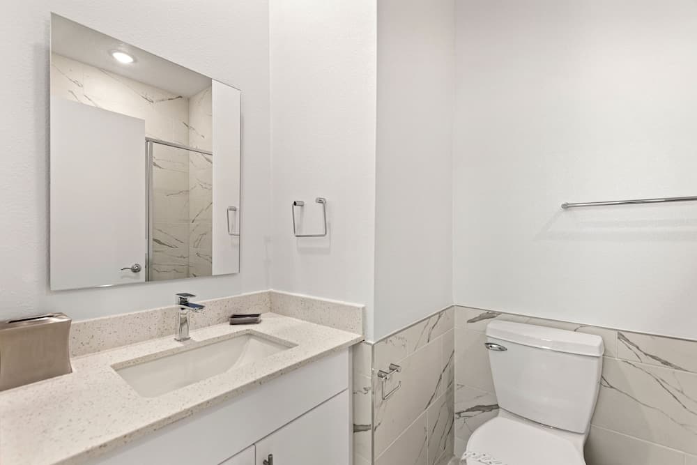 Boutique Retreat - Image 29