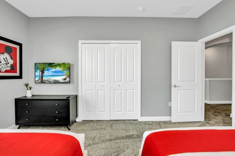 Boutique Canvas - Image 21