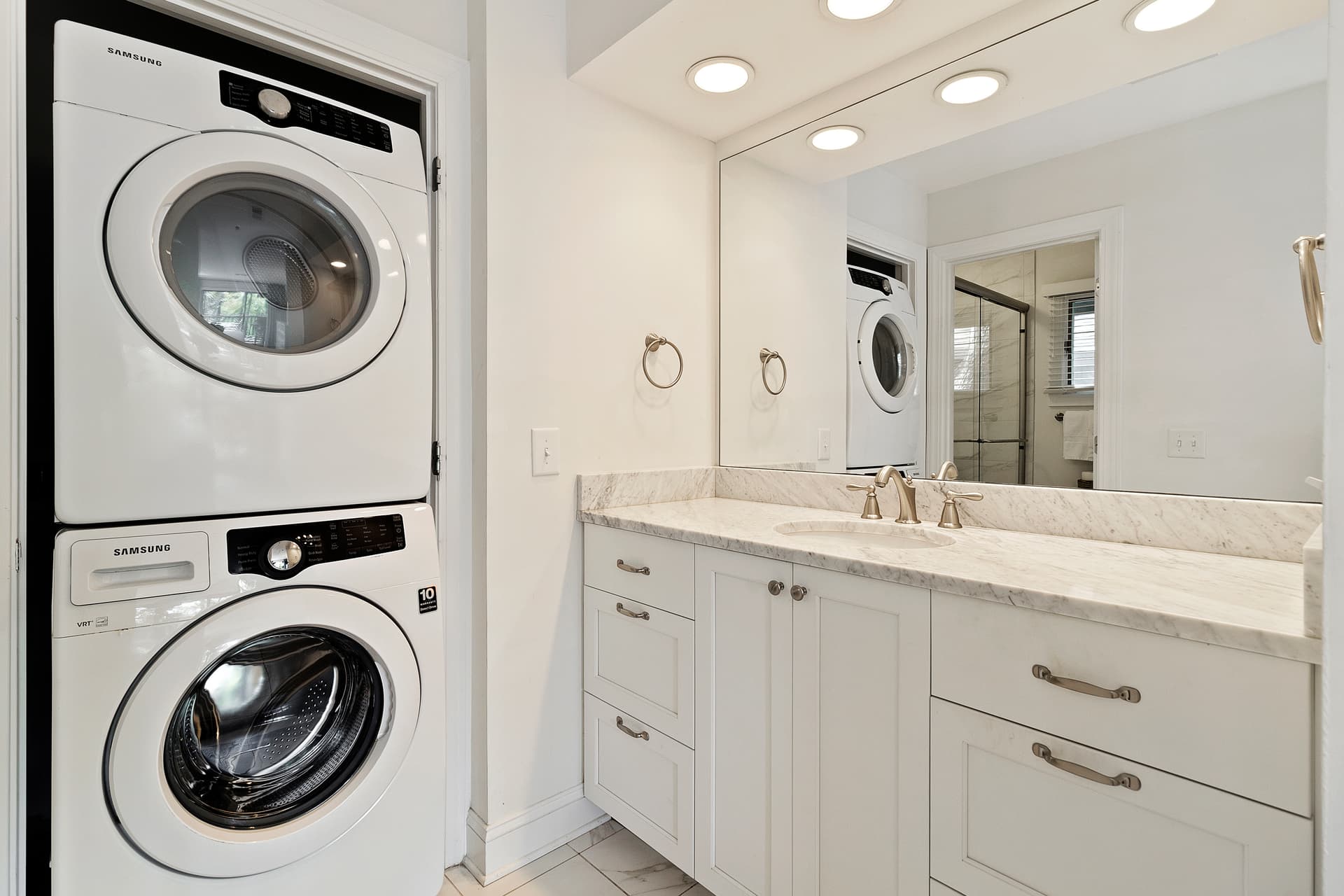 Bulrush Lane - Image 24