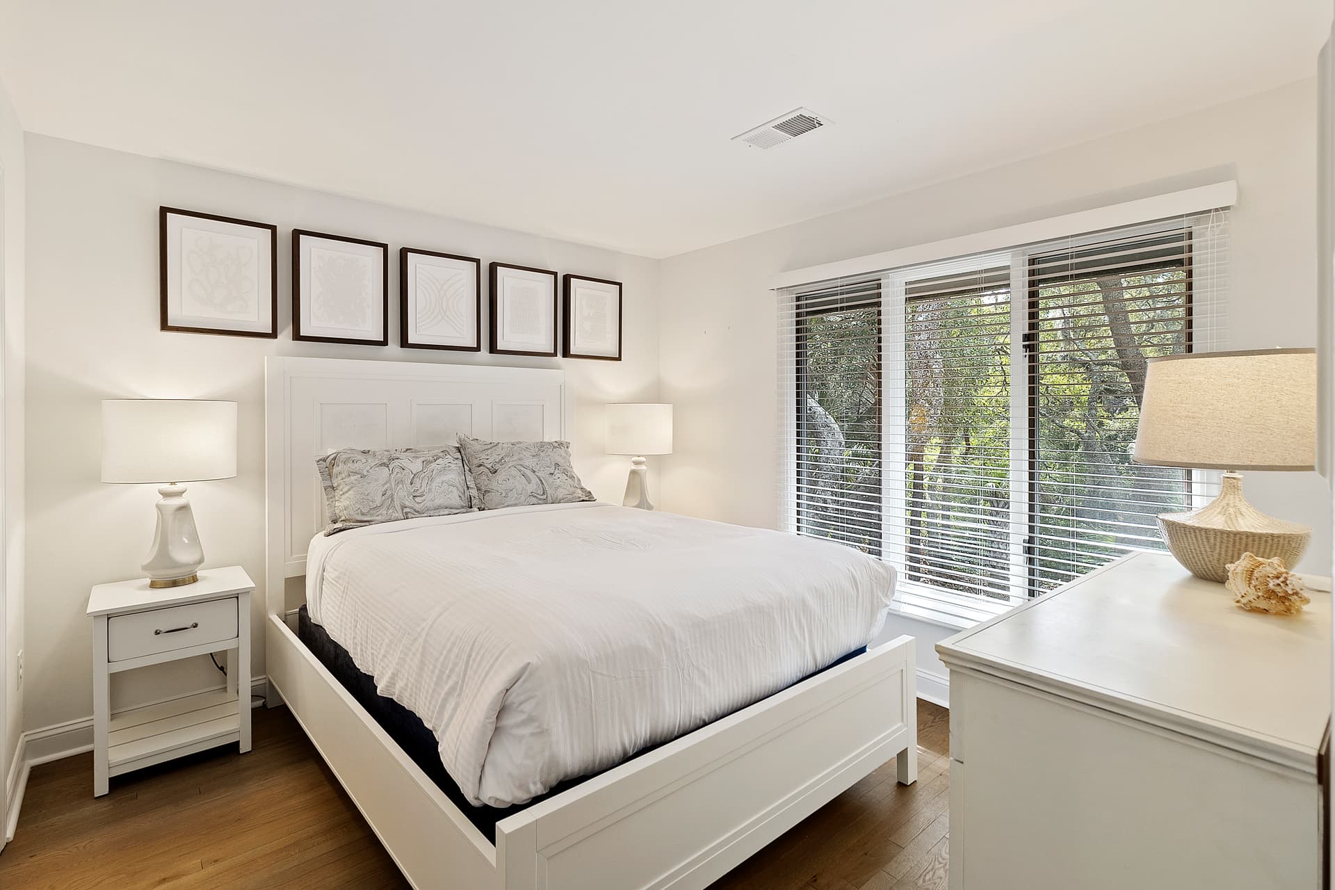 Bulrush Lane - Image 17