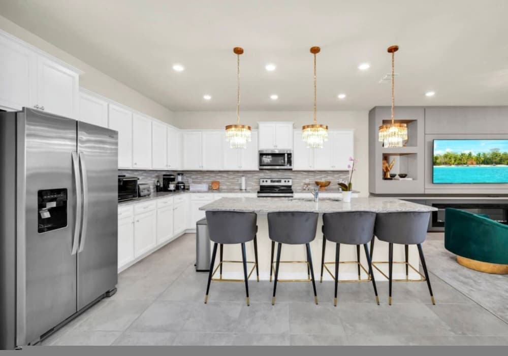 Four Corners Oasis - Image 5