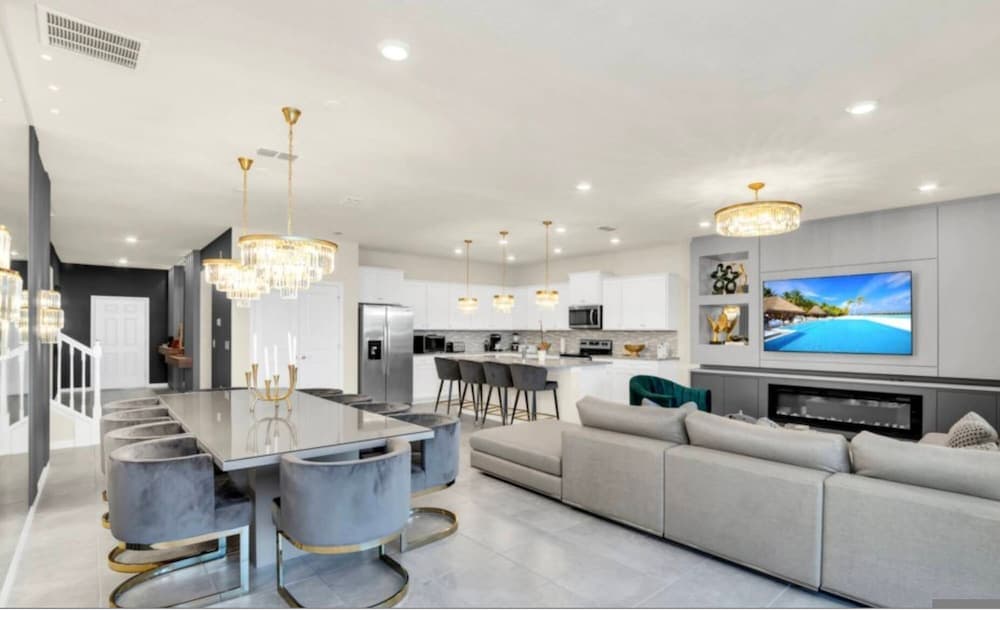 Four Corners Oasis - Image 7