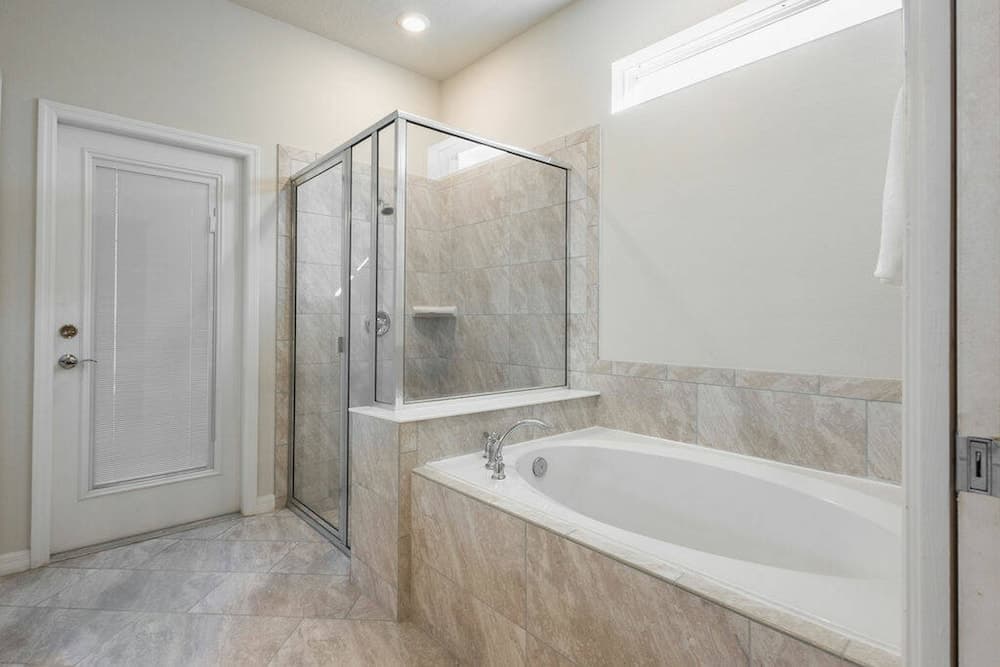 New Wave at Windsor Island - Image 35