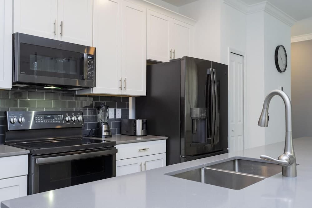 Seamless Storey - Image 8