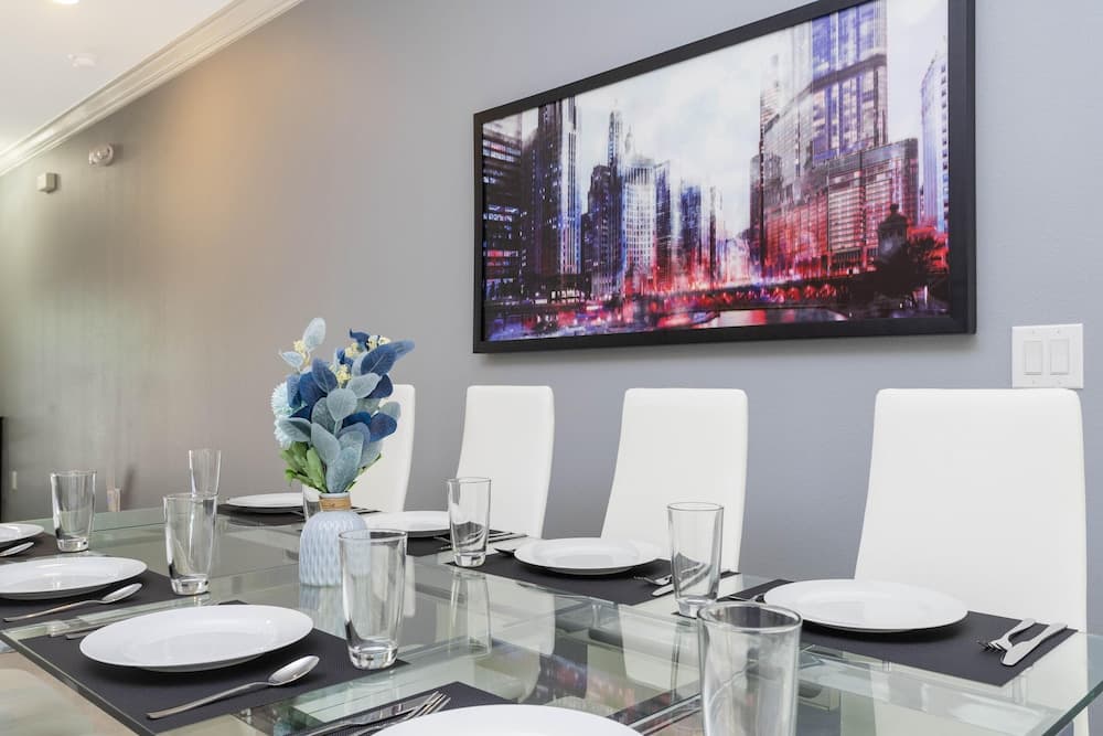 Seamless Storey - Image 11