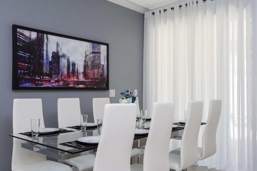 Seamless Storey - Image 12