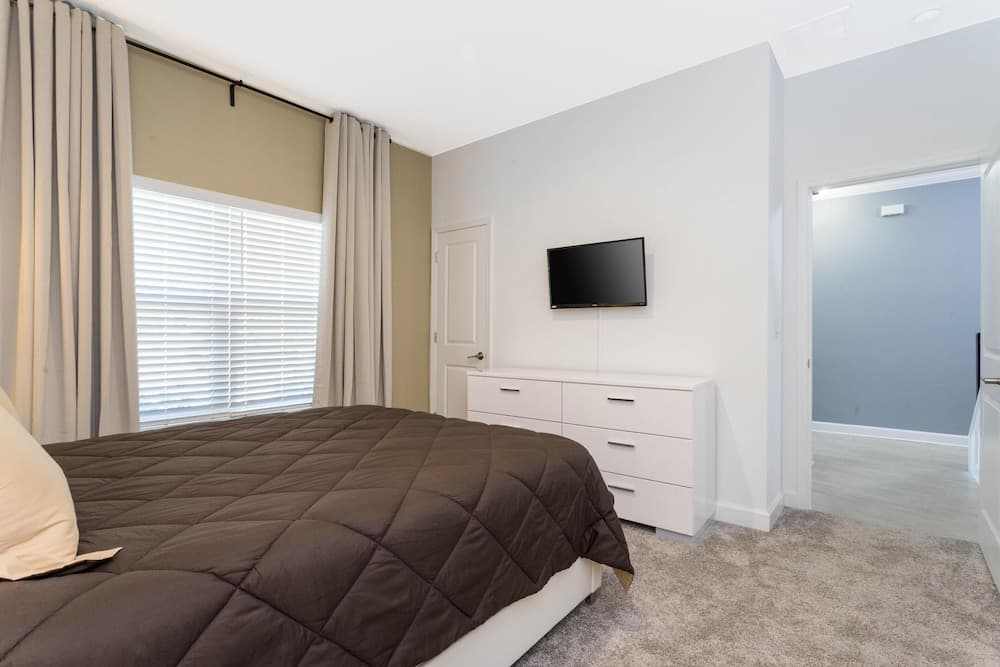 Seamless Storey - Image 15