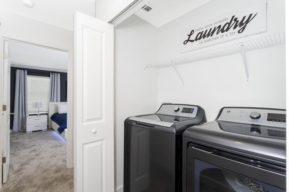 Seamless Storey - Image 43