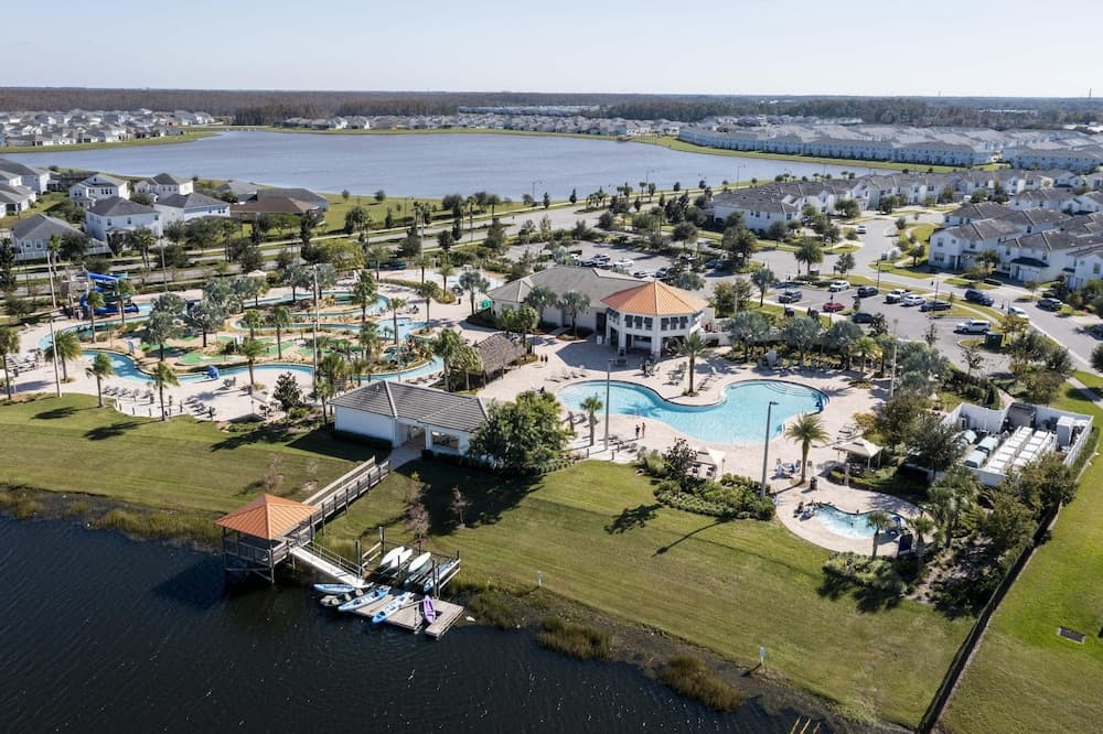 Seamless Storey - Image 3