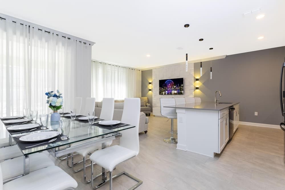 Seamless Storey - Image 5