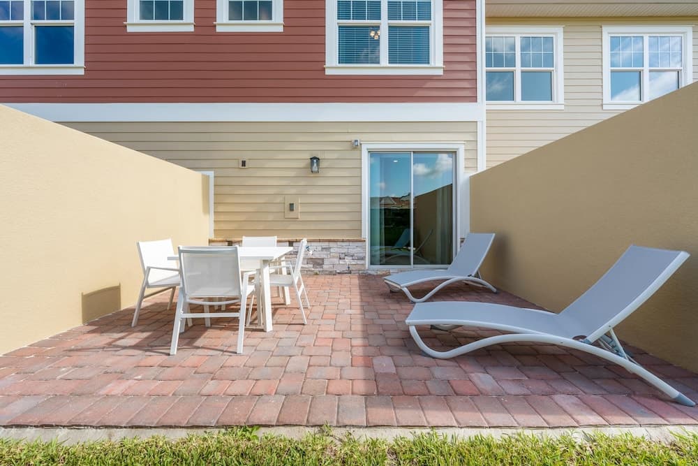 Summerville Townhome #7568 - Image 23