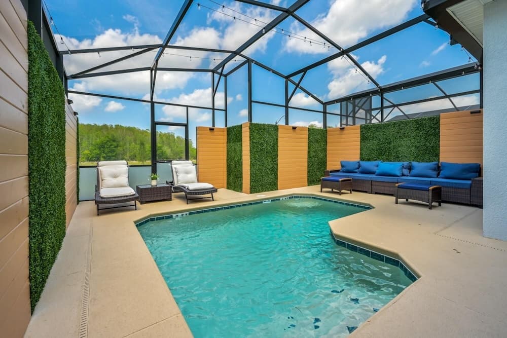 Scene Lane Villa #4387 - Image 2