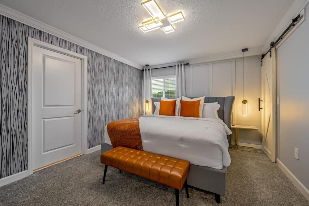 Scene Lane Villa #4387 - Image 17