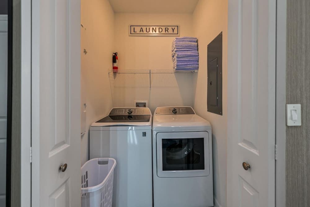 Scene Lane Villa #4387 - Image 30