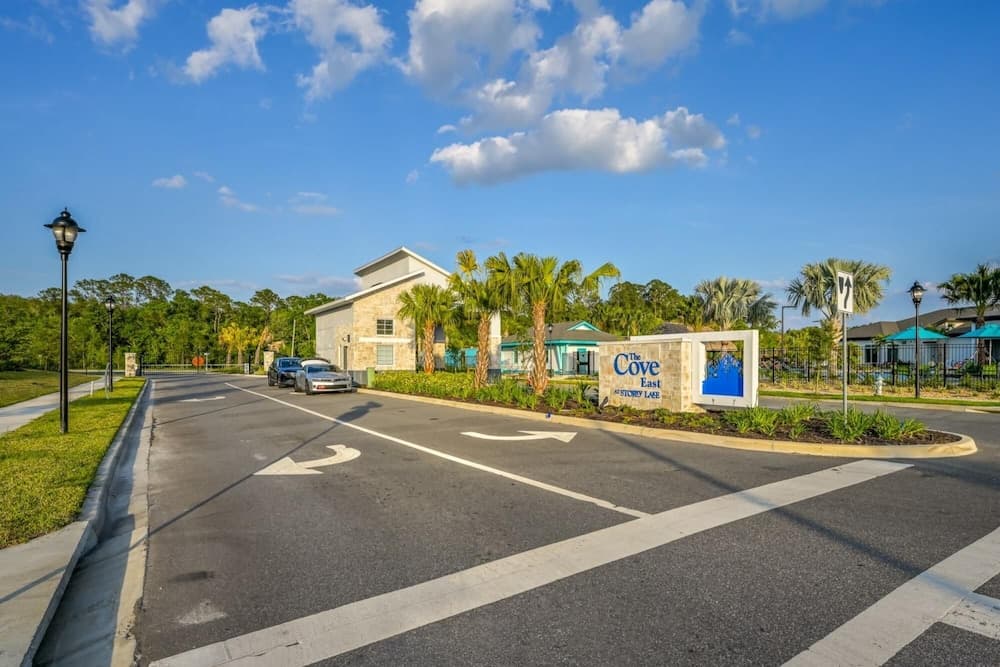 Scene Lane Villa #4387 - Image 45