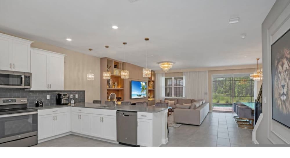 Storey Cove Retreat - Image 6