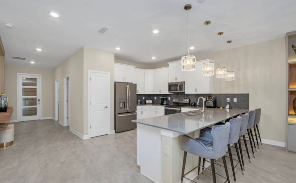 Storey Cove Retreat - Image 5