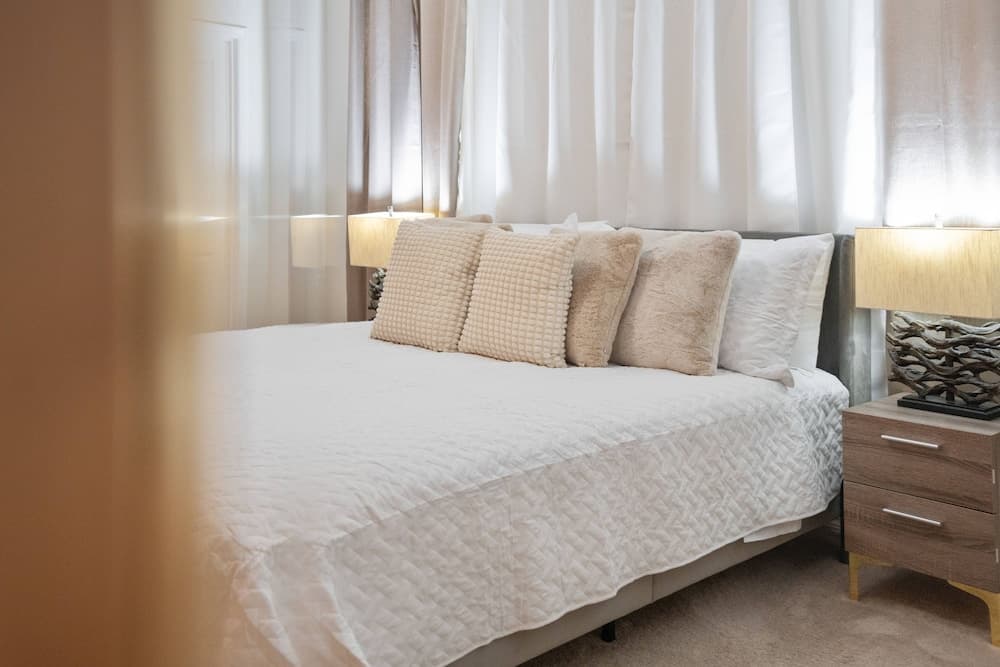 Grand Escape at Windsor Island - Image 53