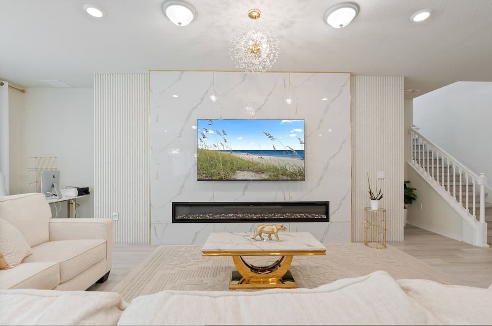 Grand Escape at Windsor Island - Image 11