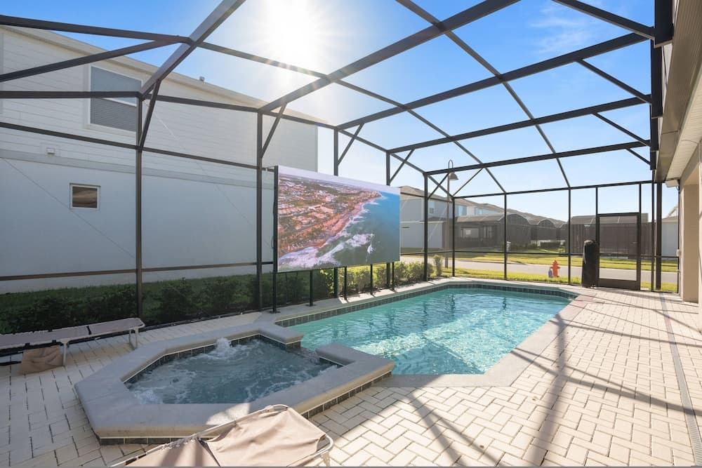 Grand Escape at Windsor Island - Image 2