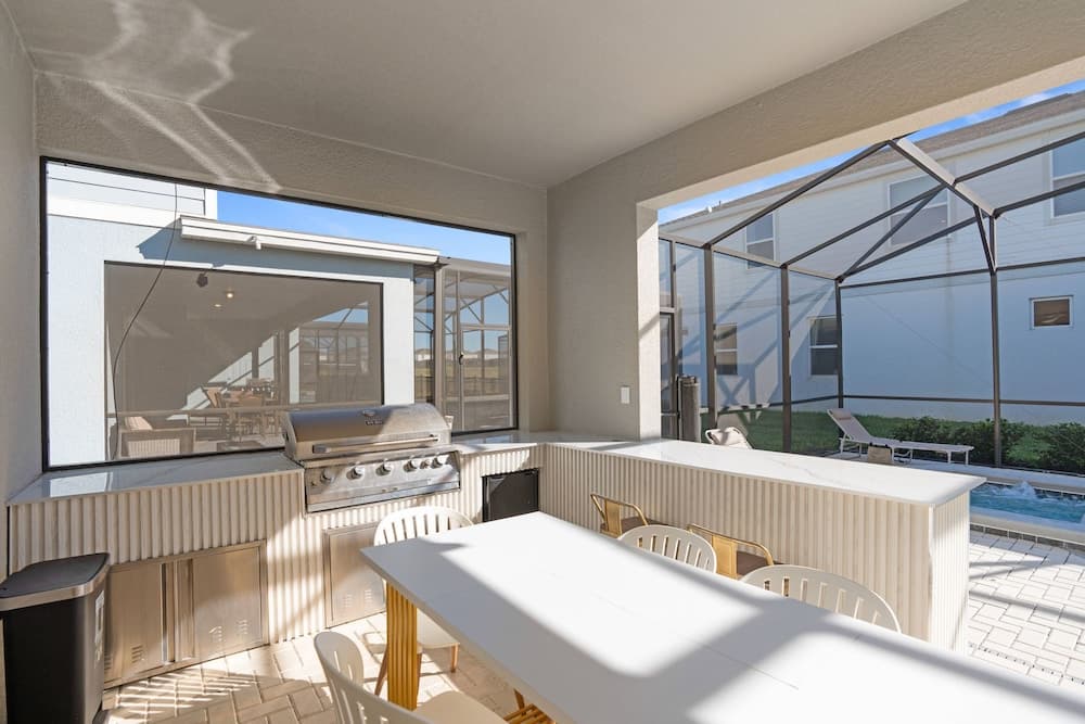 Grand Escape at Windsor Island - Image 85