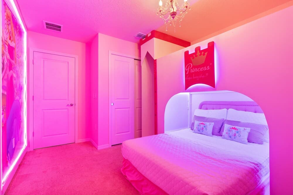 Grand Escape at Windsor Island - Image 63