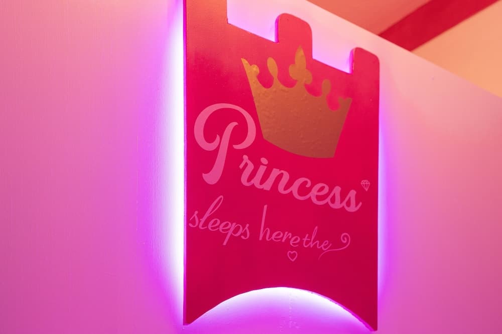 Grand Escape at Windsor Island - Image 65