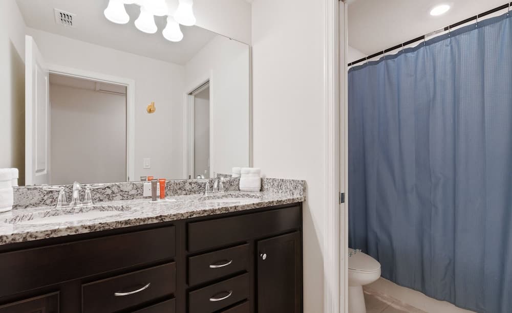 Grand Escape at Windsor Island - Image 81