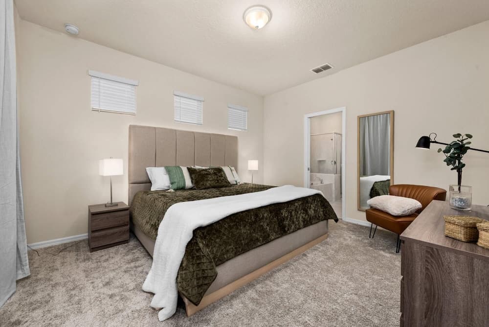 Windsor Five Suite - Image 8