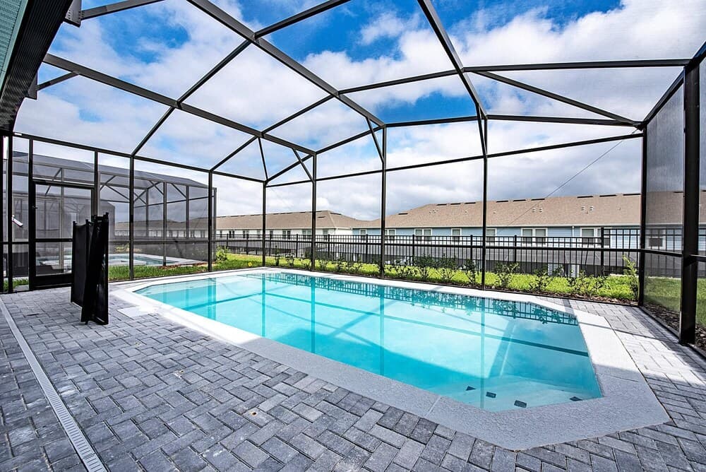 Windsor Five Suite - Image 36