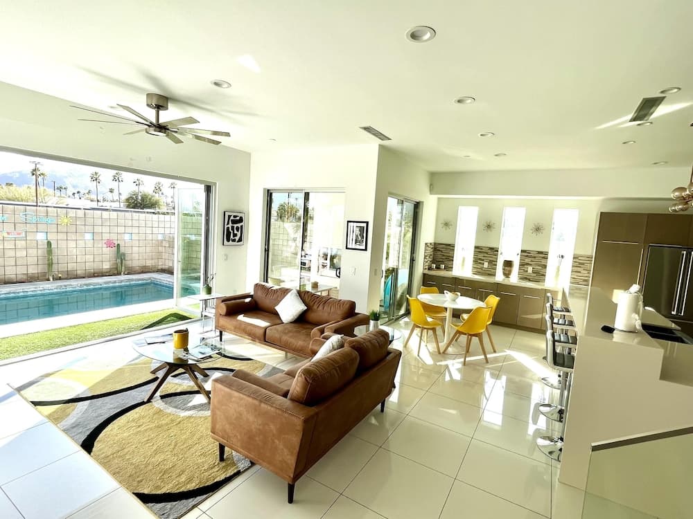 Breathtaking Architectural Jewel - Image 6