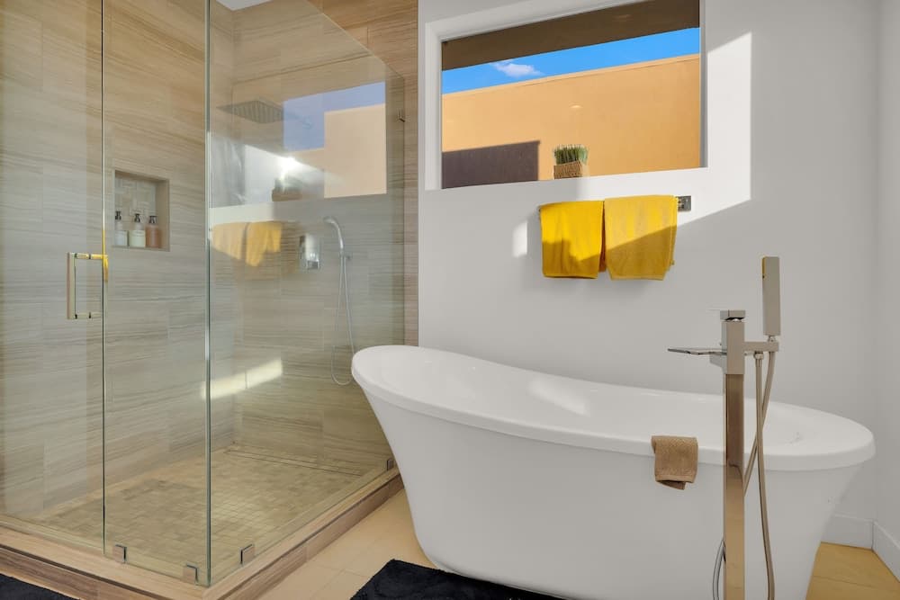 Breathtaking Architectural Jewel - Image 20