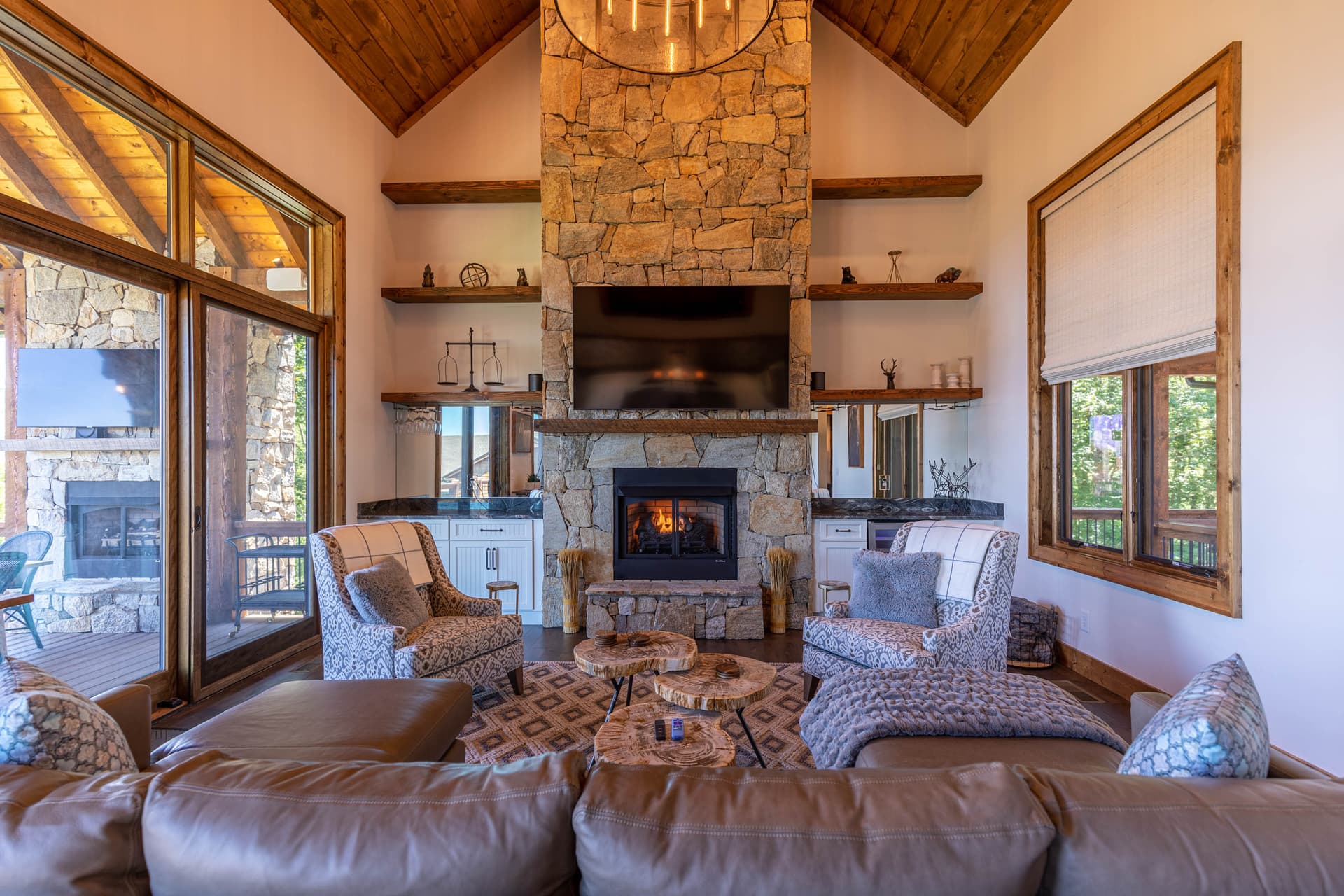 Breezeway Lodge - Image 4