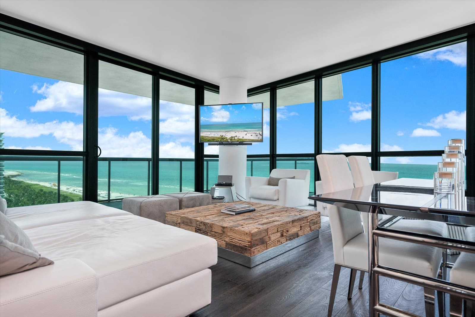 Breezy Seas Condo - Image 2