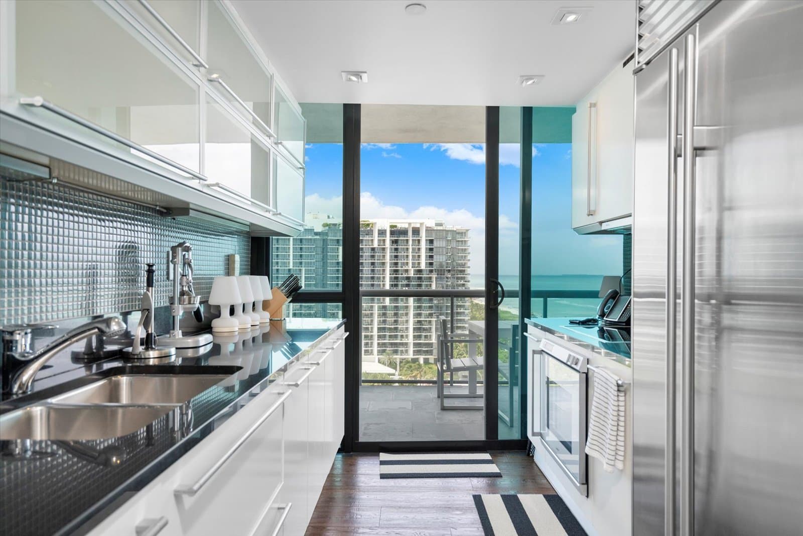 Breezy Seas Condo - Image 5