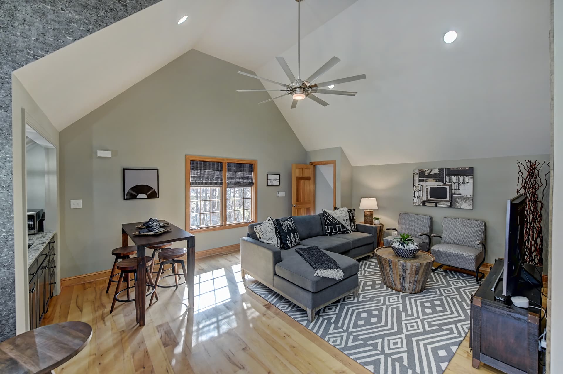 Bridlewood Cove - Image 32