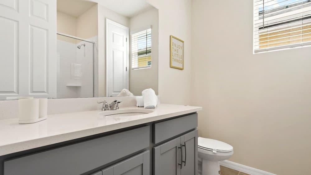 Bright Solara Retreat - Image 29