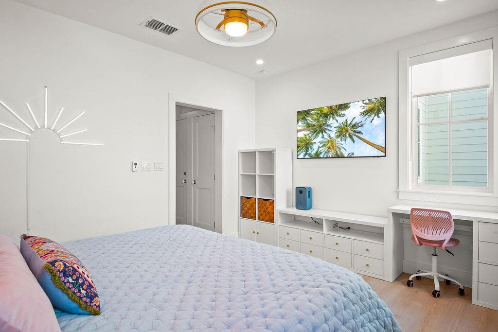 Marky P and the Funky Beach - Image 26