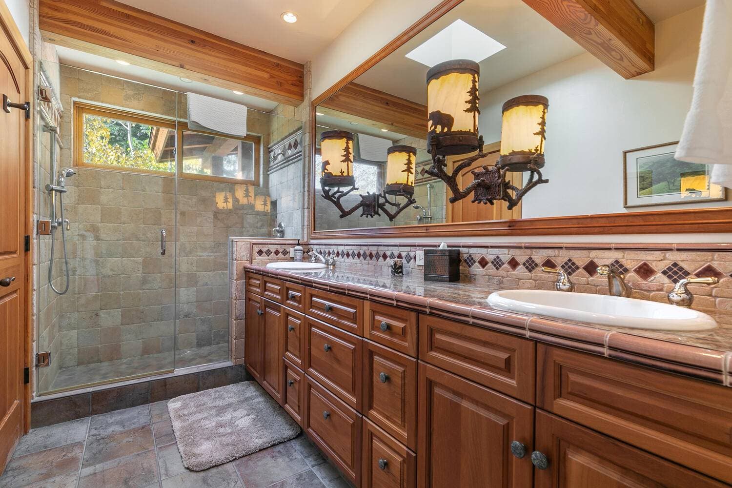 Clouds Rest Lodge - Image 14