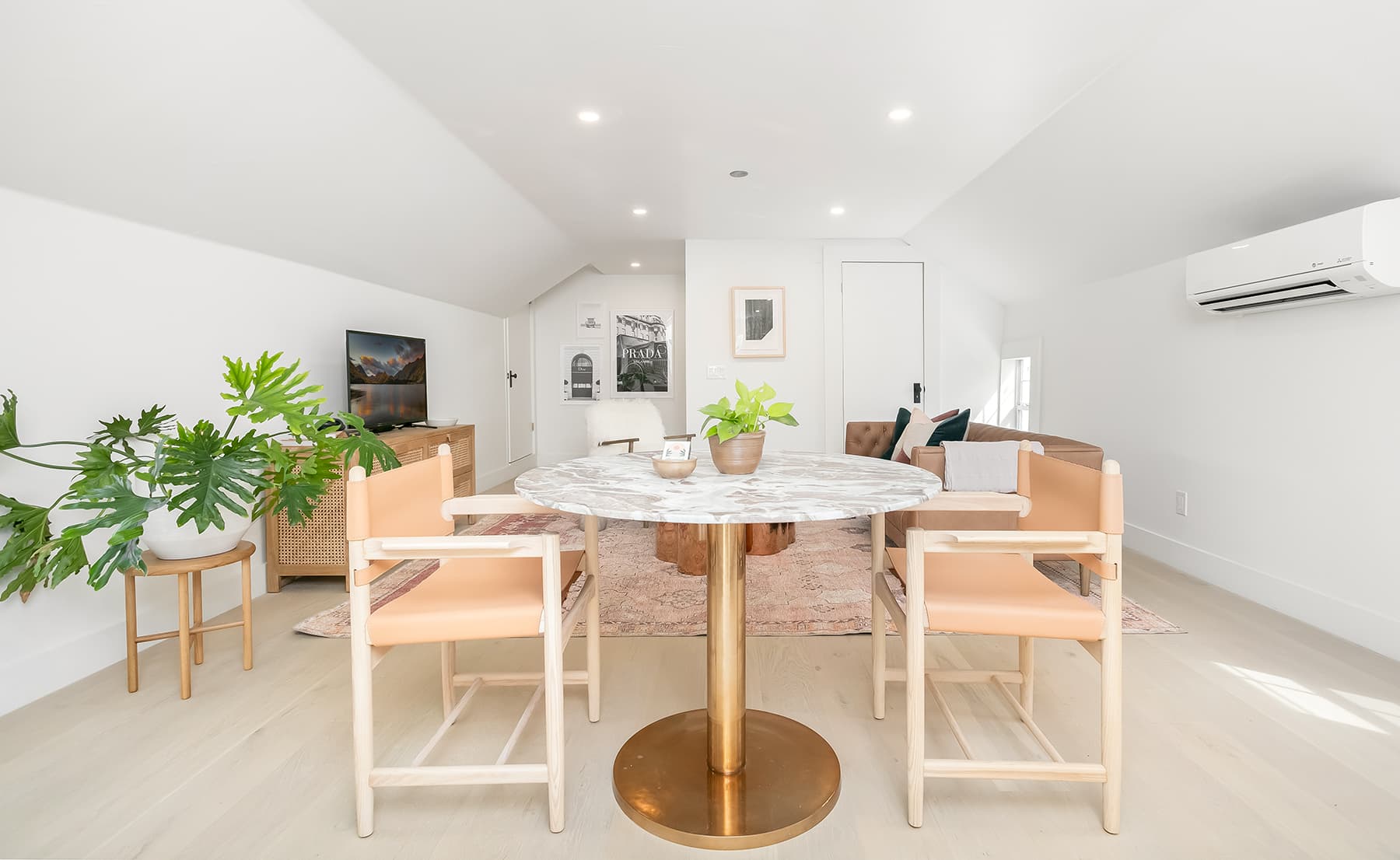 Bubbly Prosecco Home - Image 3