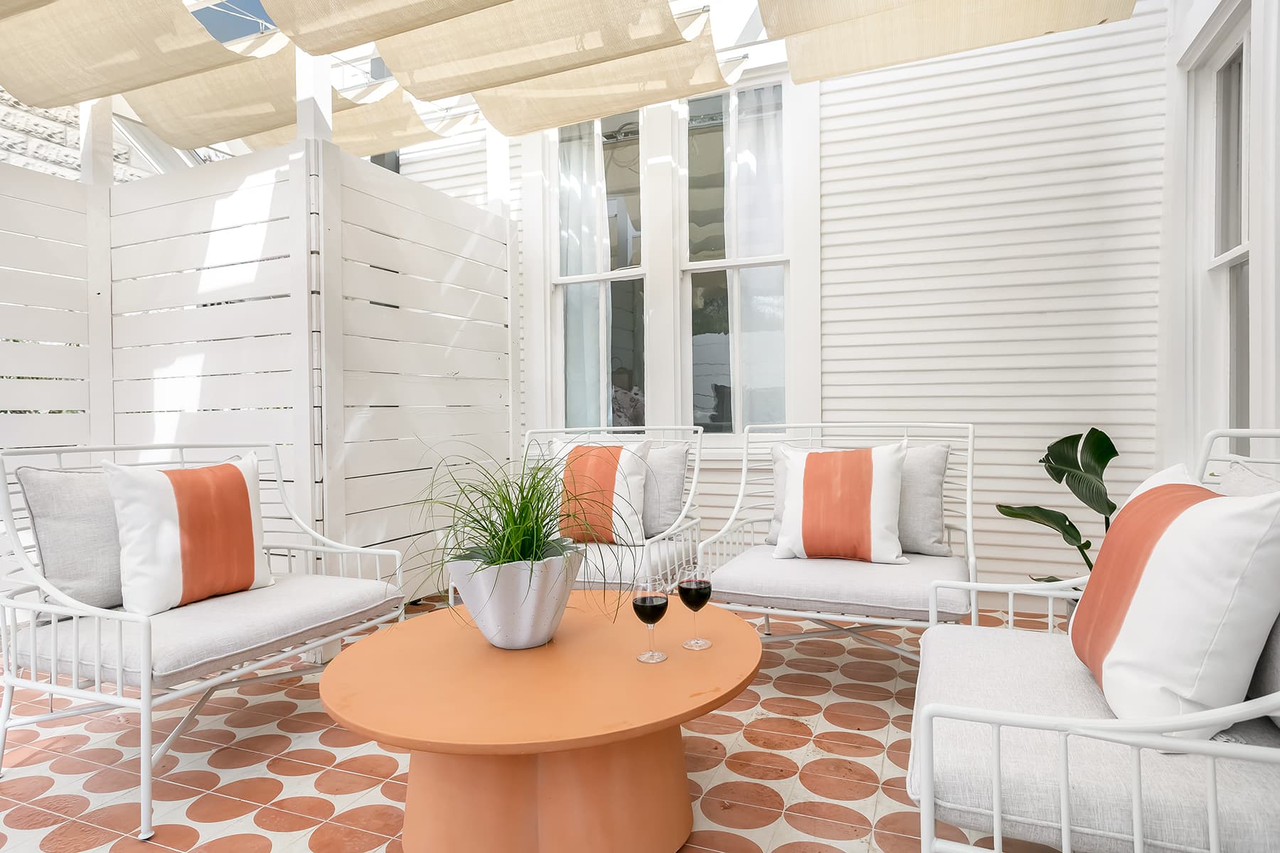 Whole Bubbly Home - Image 4