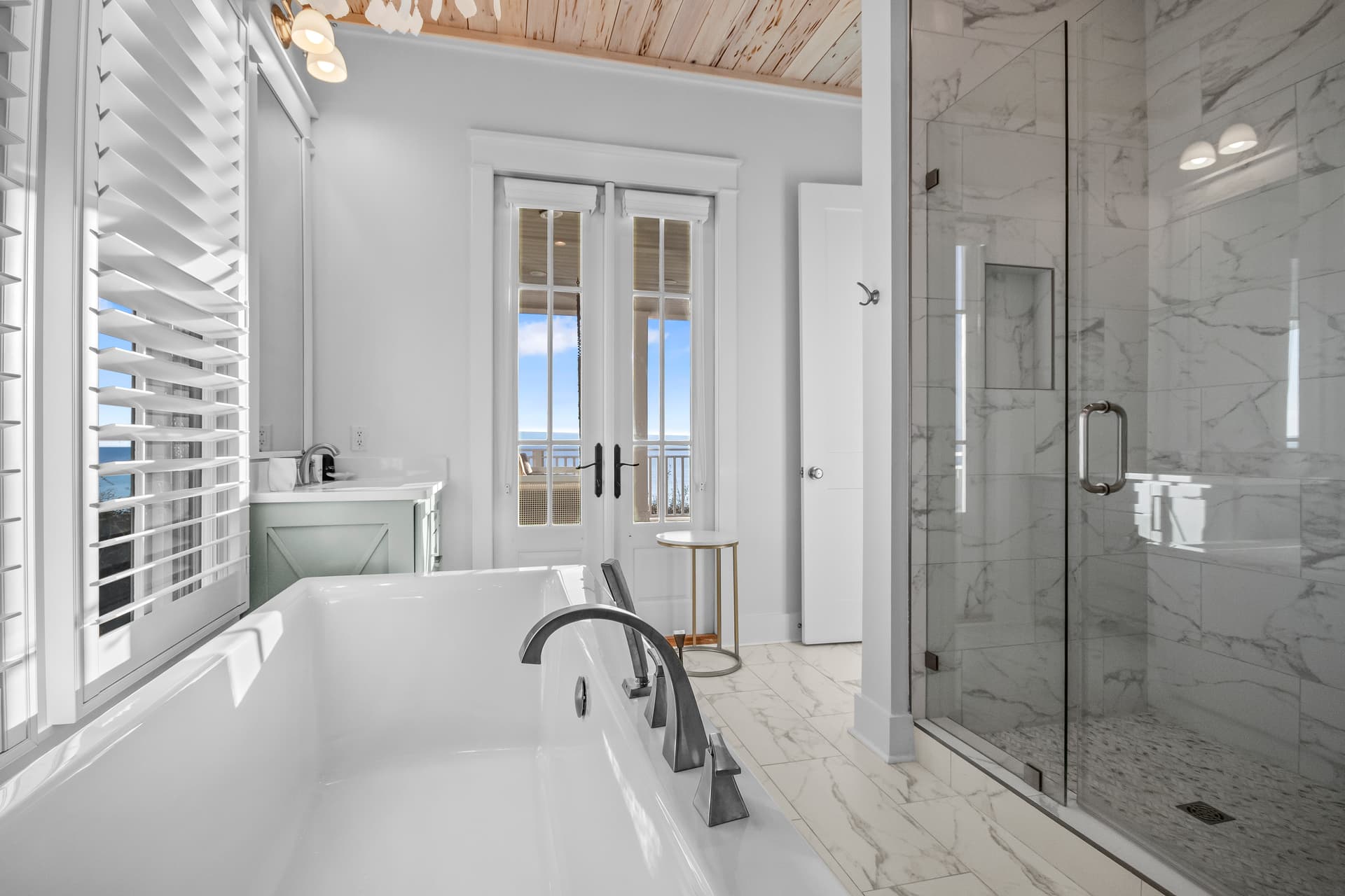 Buckeye On the Beach - Image 15