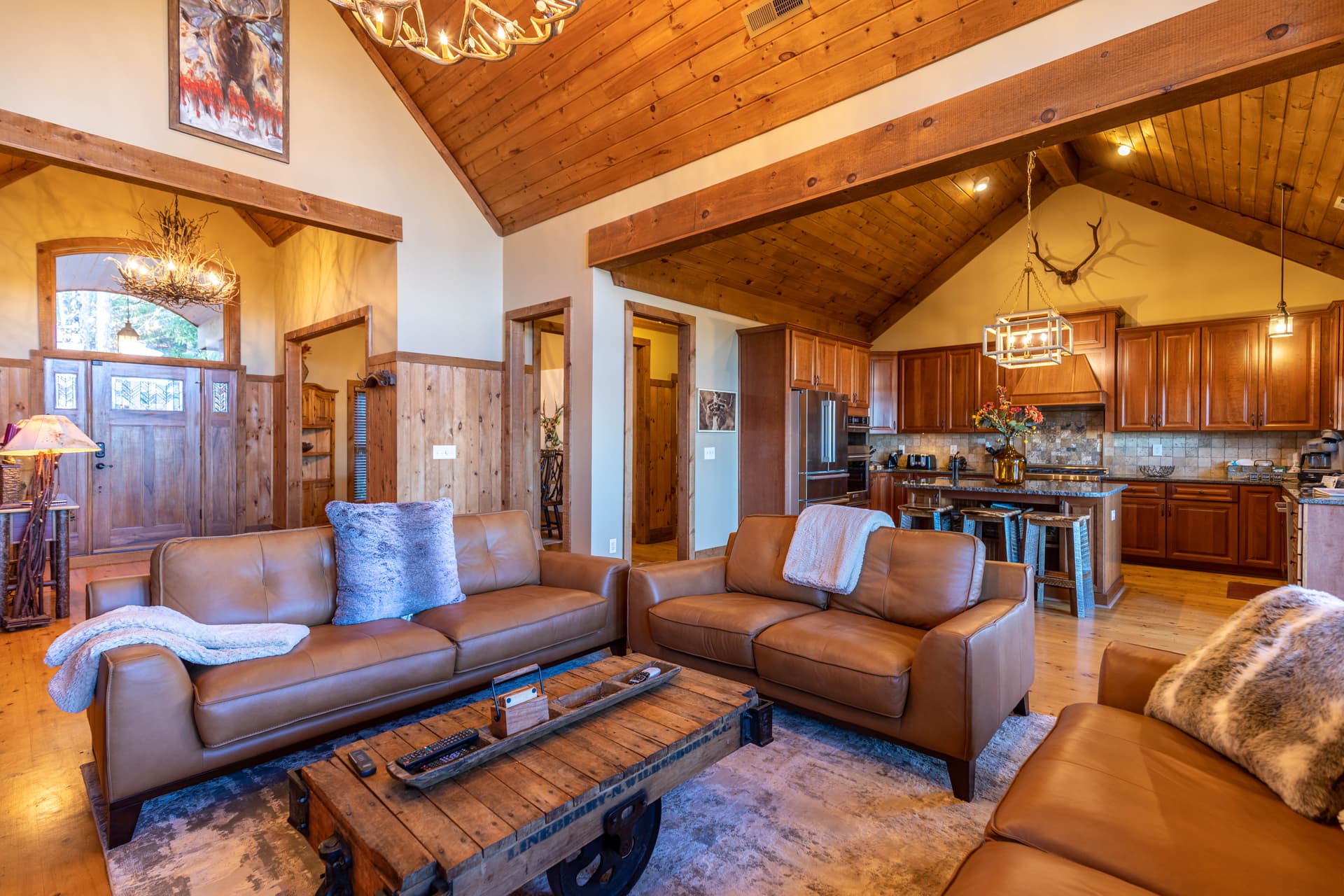 Buckhorn Lodge - Image 8