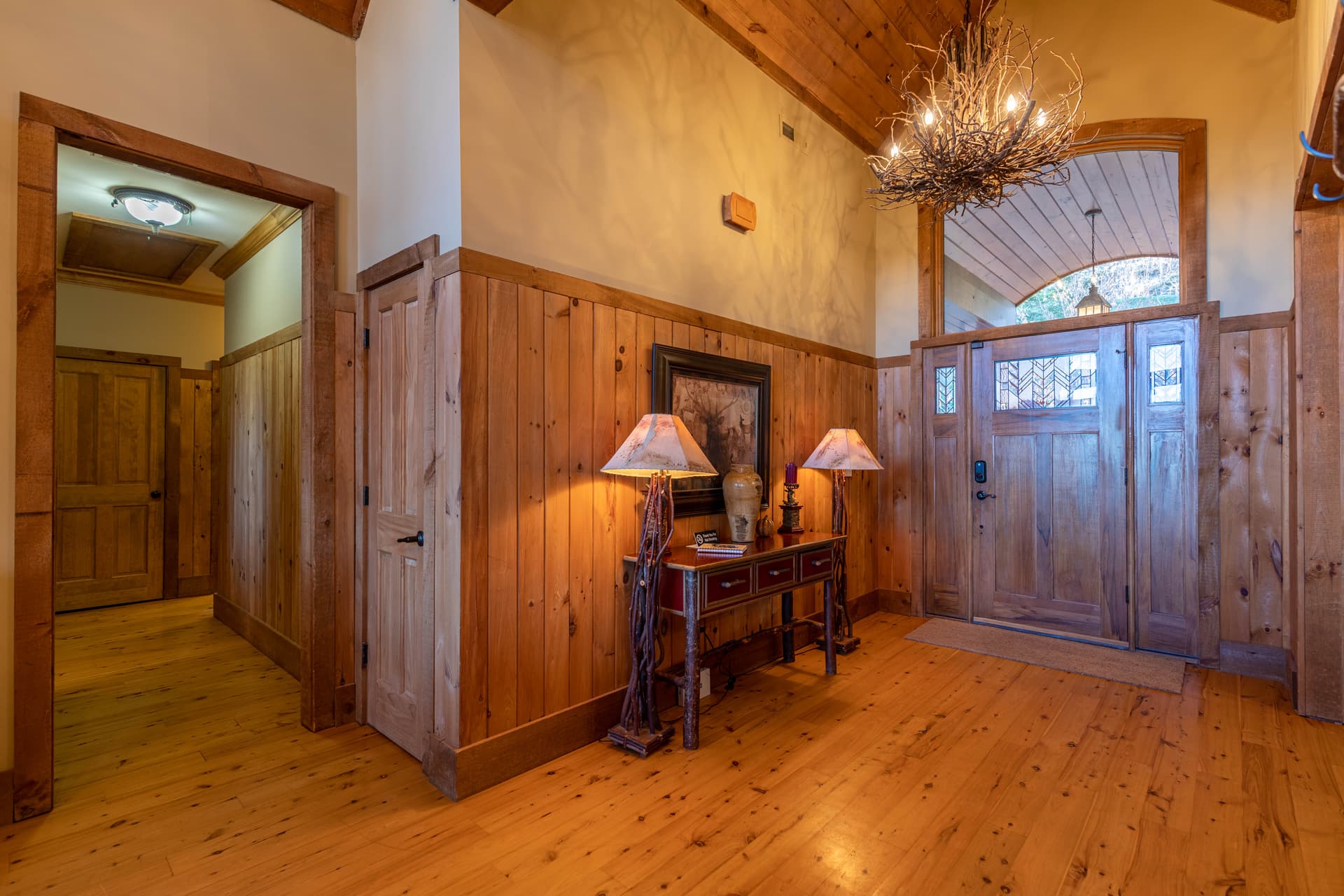 Buckhorn Lodge - Image 13