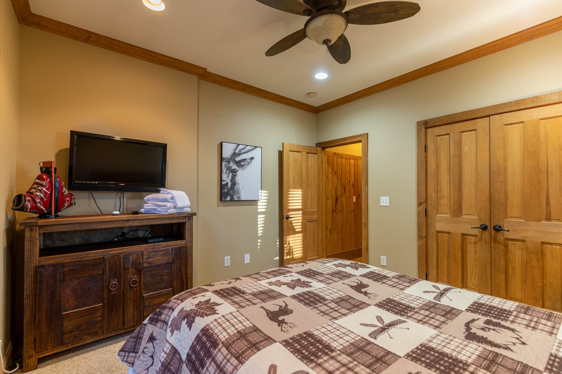 Buckhorn Lodge - Image 21