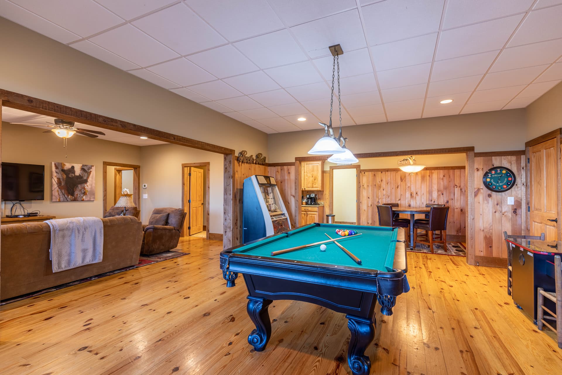 Buckhorn Lodge - Image 24