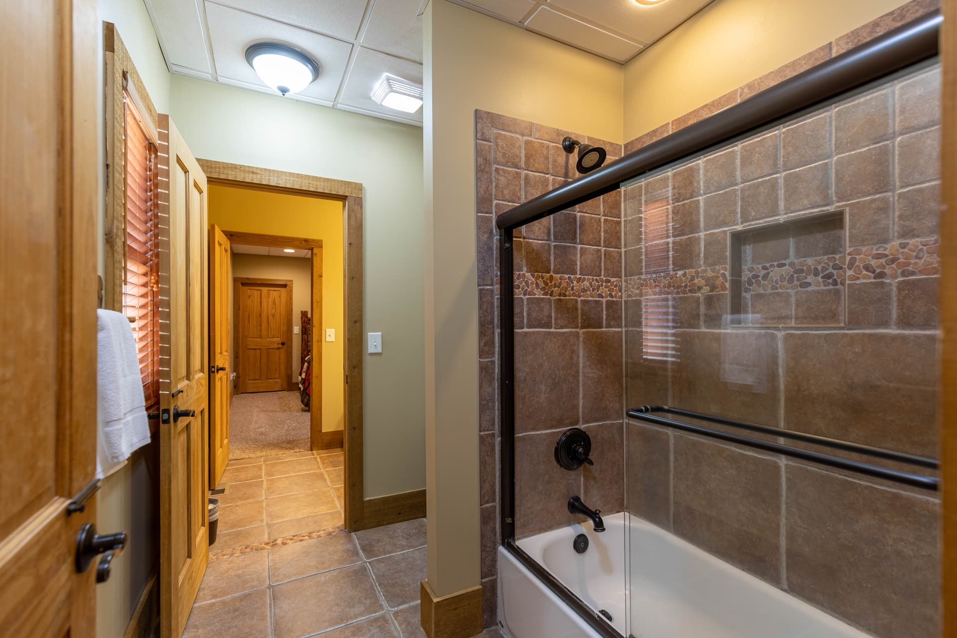 Buckhorn Lodge - Image 33